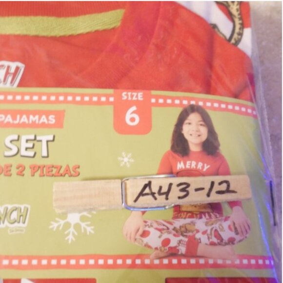 Dr. Seuss The Grinch Matching Family Pajamas Kids Size 6 Youth Christmas PJ - Picture 5 of 5